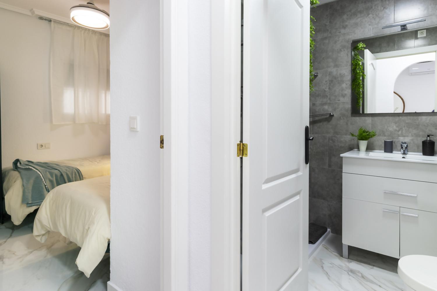 Apartamento Pink Azure Torrevieja Eksteriør bilde